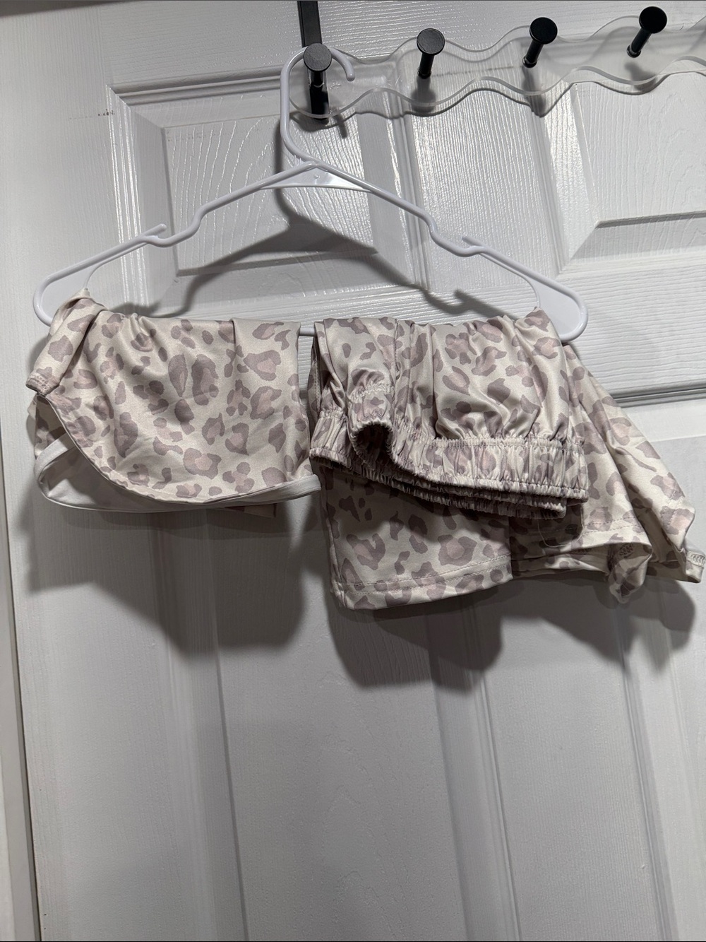 Women’s leopard set with matching tube top